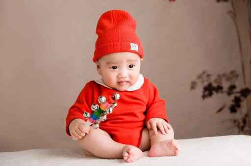 伊犁宝宝被蜜蜂蛰了怎么办